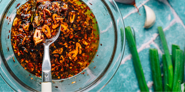 Morton & Bassett Garlic Crisp Chili Oil 